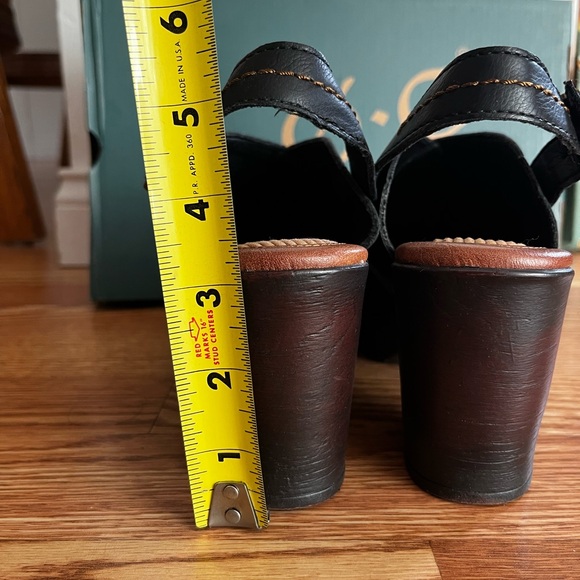 BOC Women's Black Slingback Clogs - Picture 6 of 8